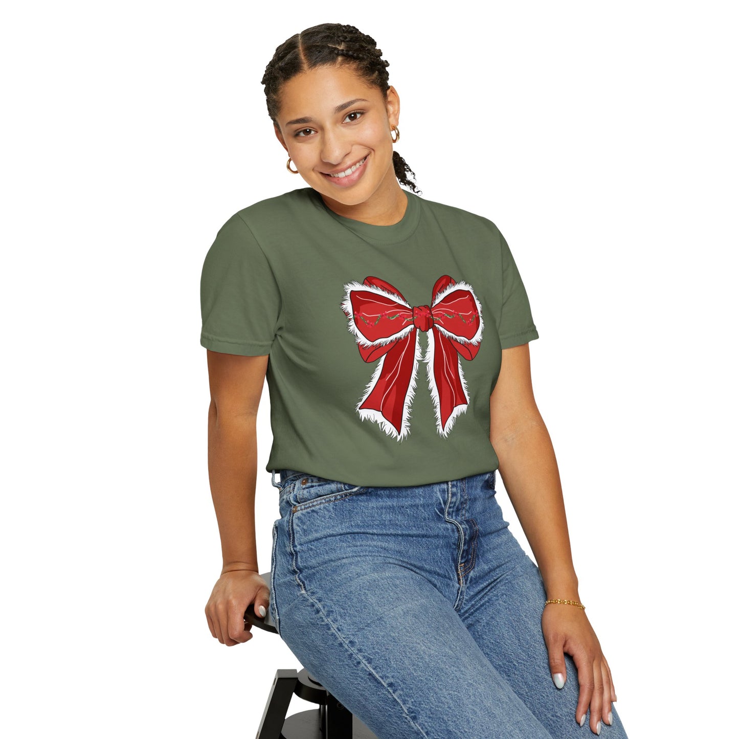 Christmas Bow Holiday Tee | Women's Holiday Tshirt | GM49