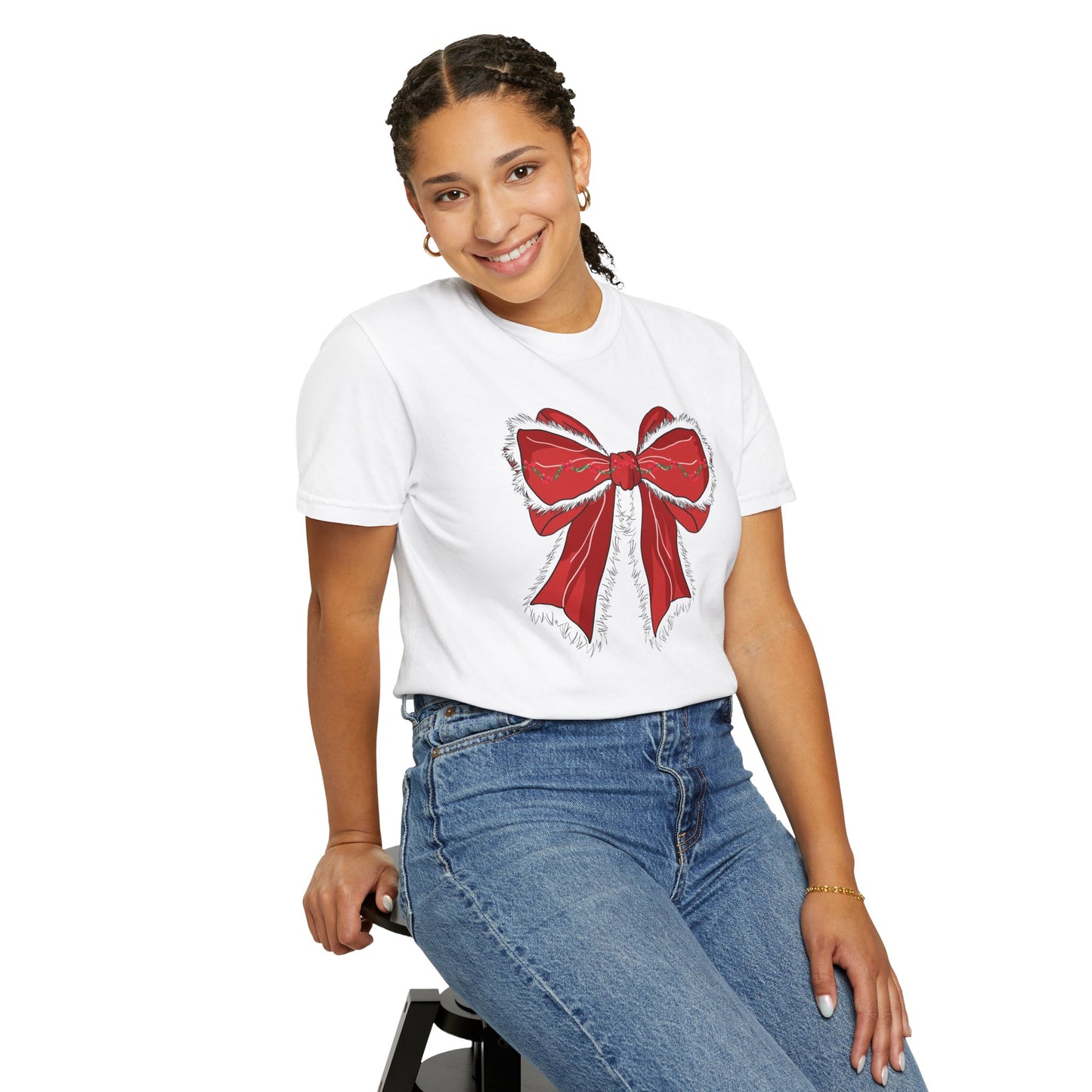 Christmas Bow Holiday Tee | Women's Holiday Tshirt | GM49