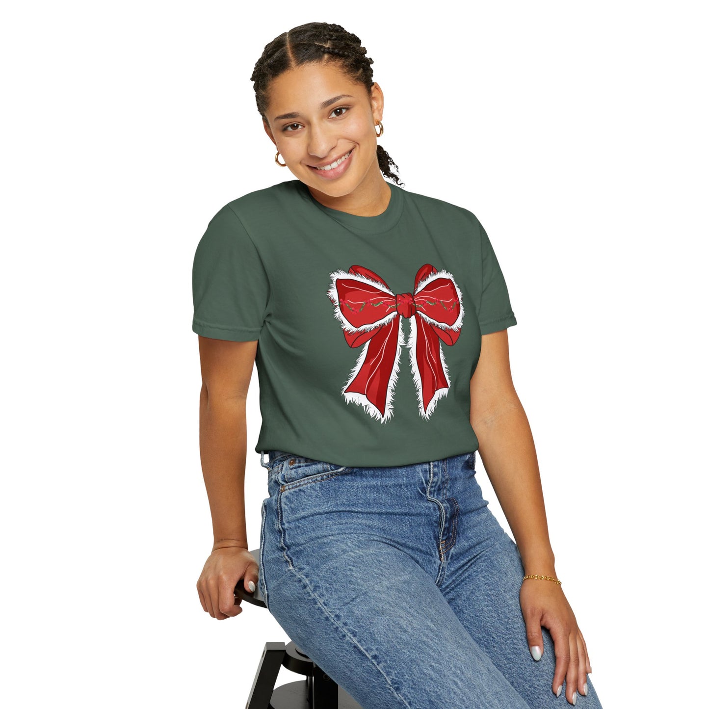 Christmas Bow Holiday Tee | Women's Holiday Tshirt | GM49