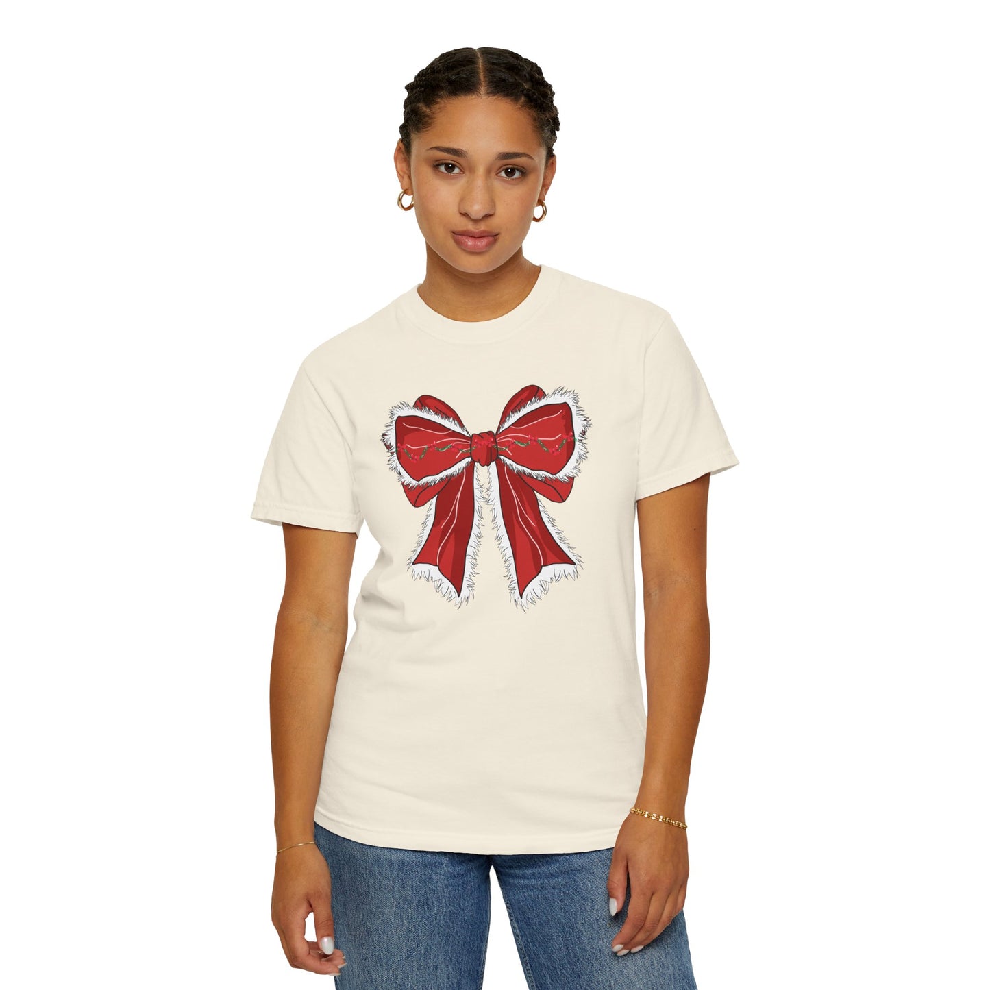 Christmas Bow Holiday Tee | Women's Holiday Tshirt | GM49